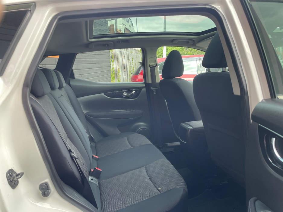 Nissan Qashqai 1.2 DIG-T ACENTA PREMI PREMIUM — thumbnail 9