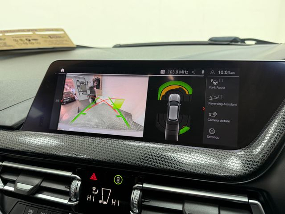 BMW 1 Series 2.0 D Automatic — thumbnail 4