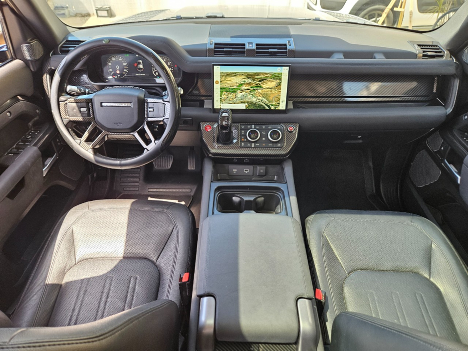 2022 Land Rover Defender 3L Petrol Hybrid For Sale Images