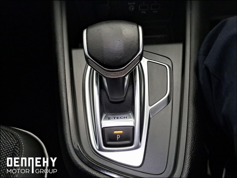 2021 Renault Captur 1.6L Petrol Plug-in Hybrid For Sale Images