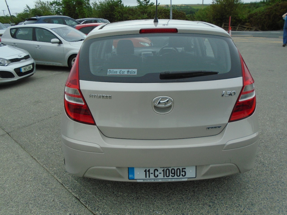 2011 Hyundai i30 1.6L Diesel For Sale Images