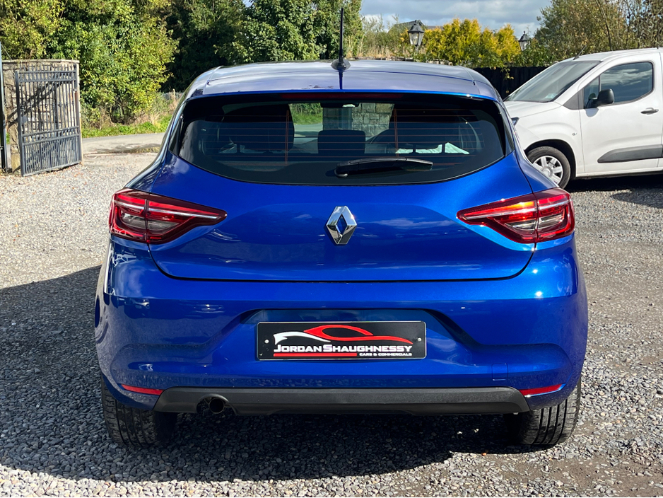 2023 Renault Clio 1L Petrol For Sale Images