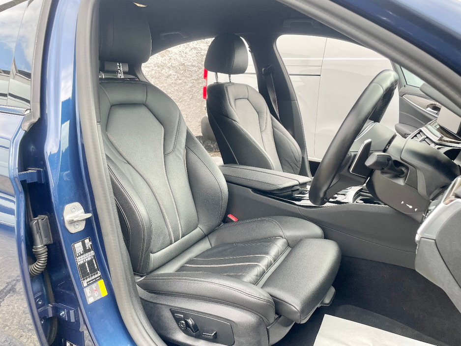 2023 BMW 5 Series 2L Petrol Plug-in Hybrid For Sale Images