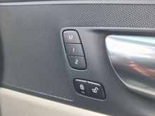 2023 Volvo XC60 2L Petrol Plug-in Hybrid For Sale Images