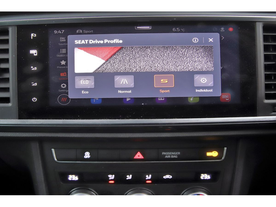 SEAT Ateca 2.0TDI 150HP DSG SE+ *SAT NAV*REVERSE CAM* — thumbnail 22