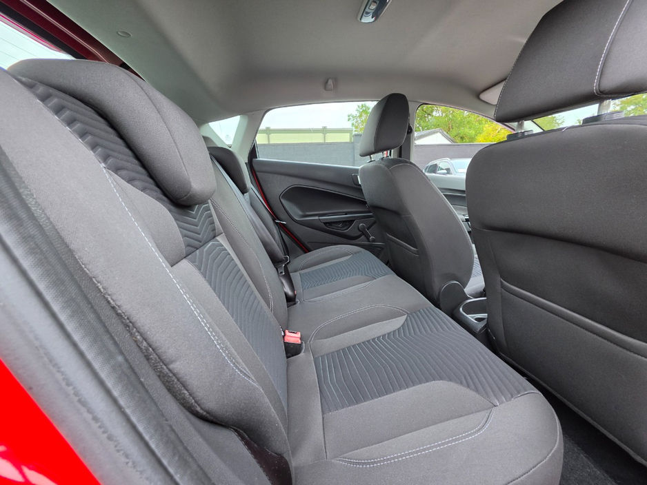 Ford Fiesta 2016 Ford Fiesta 1.0/Low mileage/Warranty — thumbnail 23