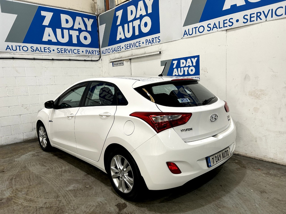 2015 Hyundai i30 1.6L Diesel For Sale Images