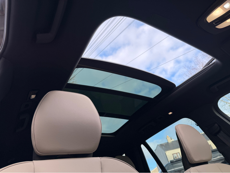 2025 Volvo XC90 2L Petrol Plug-in Hybrid For Sale Images