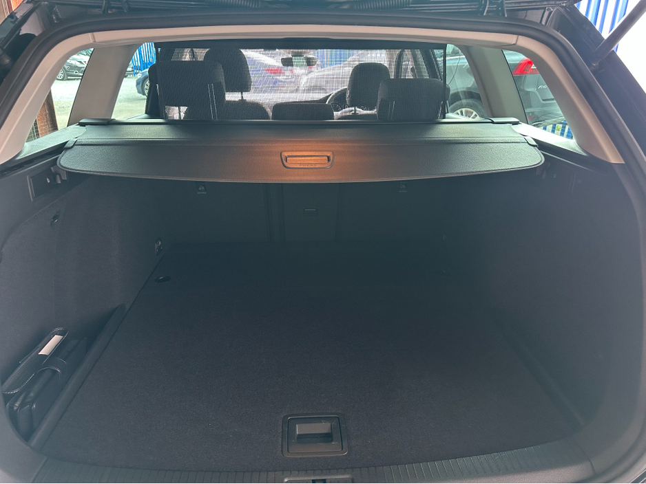 2018 Volkswagen Golf 1.2L Petrol For Sale Images