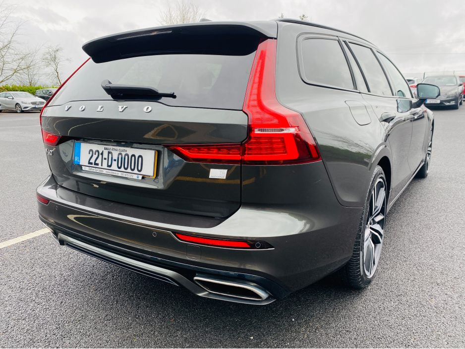 2022 Volvo V60 2L Petrol Plug-in Hybrid For Sale Images
