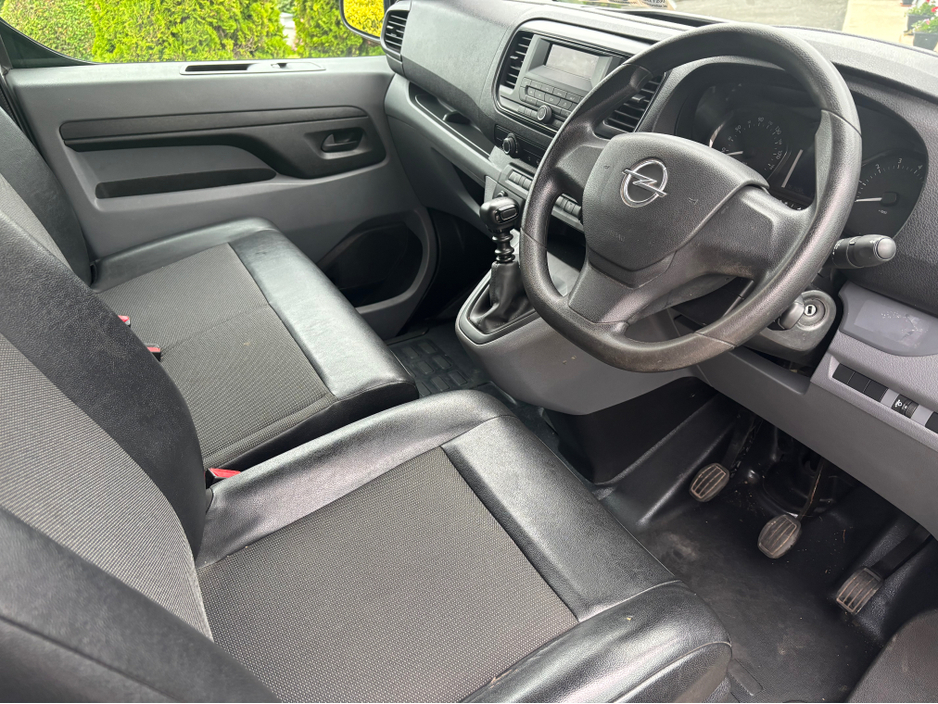 2021 Opel Vivaro 1.5L Diesel For Sale Images