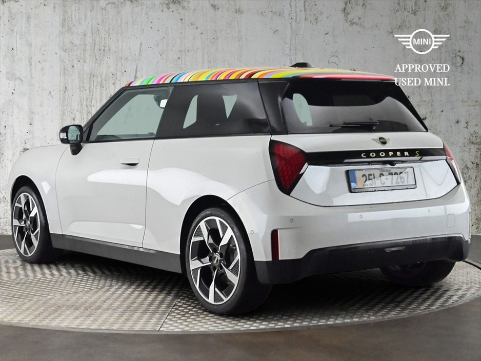 2025 MINI Hatch 0L Electric For Sale Images