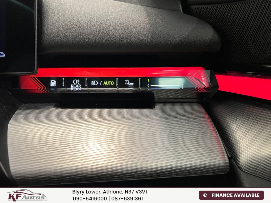 2025 BMW 5 Series 2L Petrol Plug-in Hybrid For Sale Images