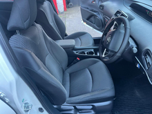 2017 Toyota Prius 1.8L Petrol Hybrid For Sale Images