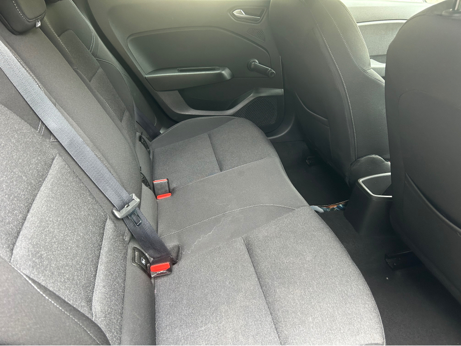 2022 Renault Clio 1.0L Petrol For Sale Images