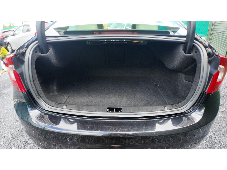 2017 Volvo S60 2L Diesel For Sale Images