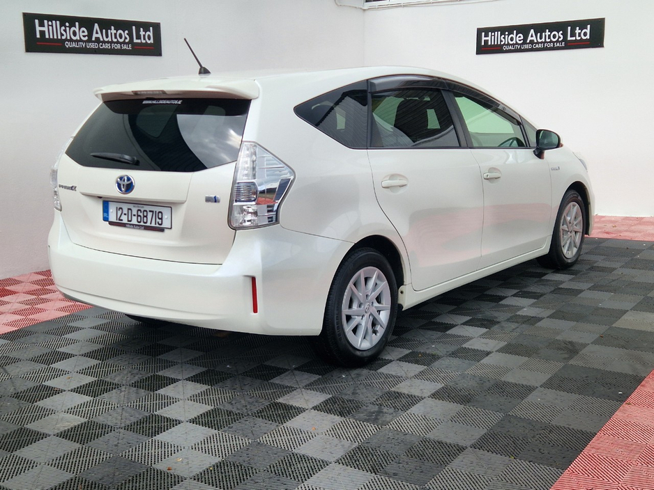 2012 Toyota Prius 1.8L Petrol Hybrid For Sale Images