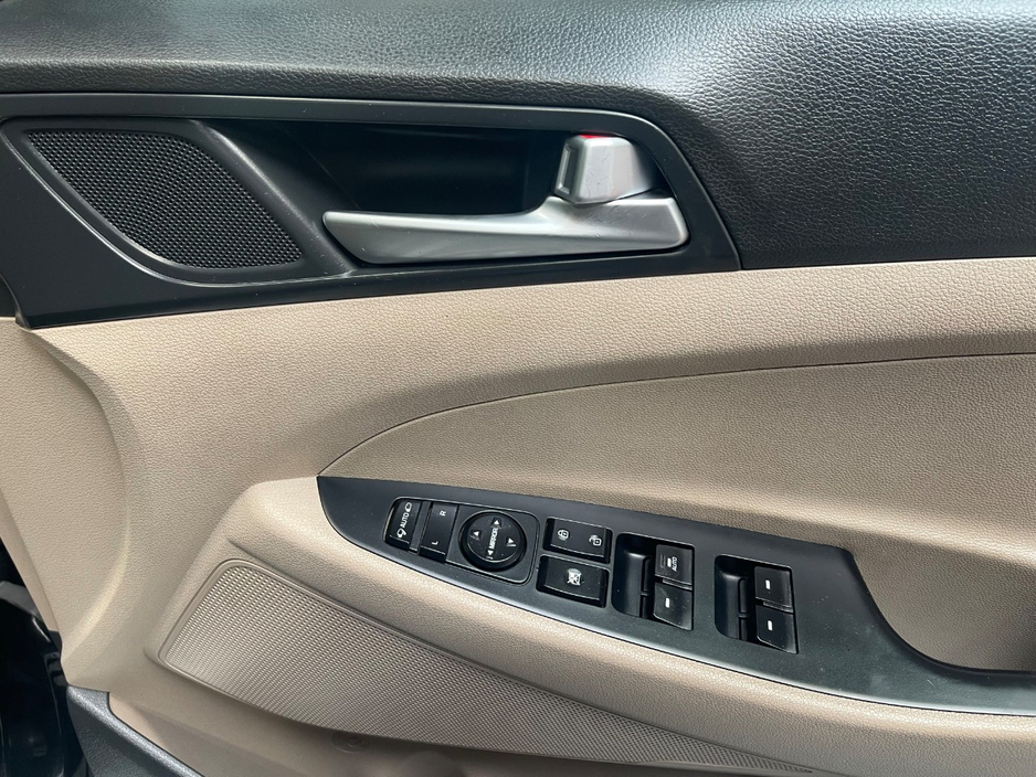 2017 Hyundai Tucson 1.7L Diesel For Sale Images