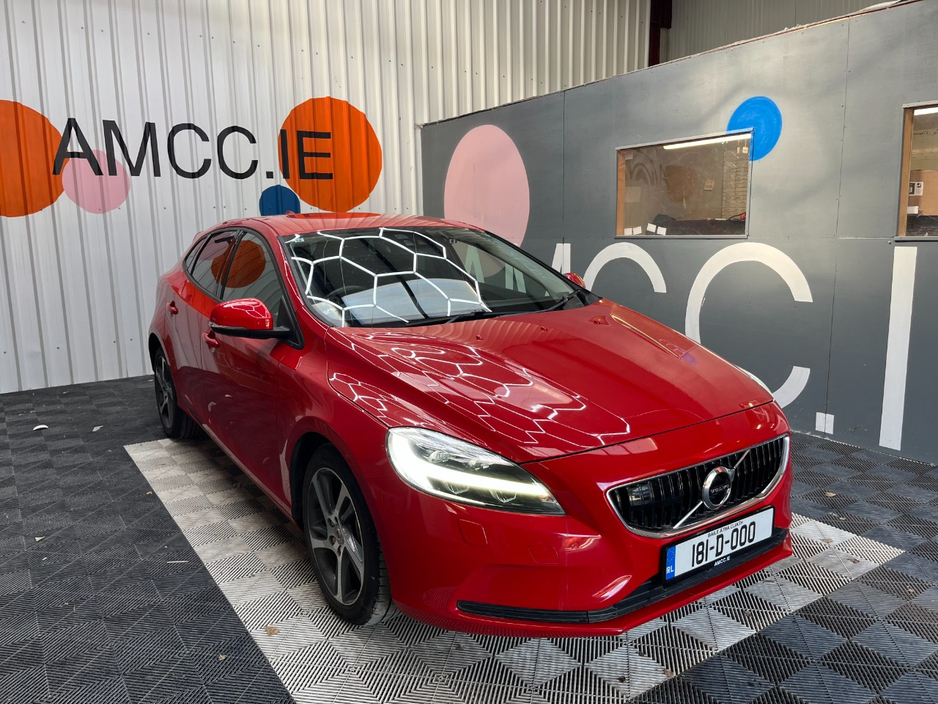 Used Volvo V40 2018 in Dublin