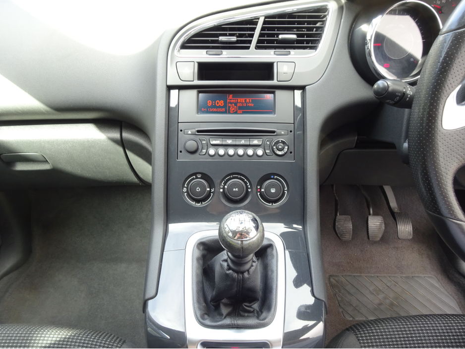 2016 Peugeot 5008 1.6L Diesel For Sale Images