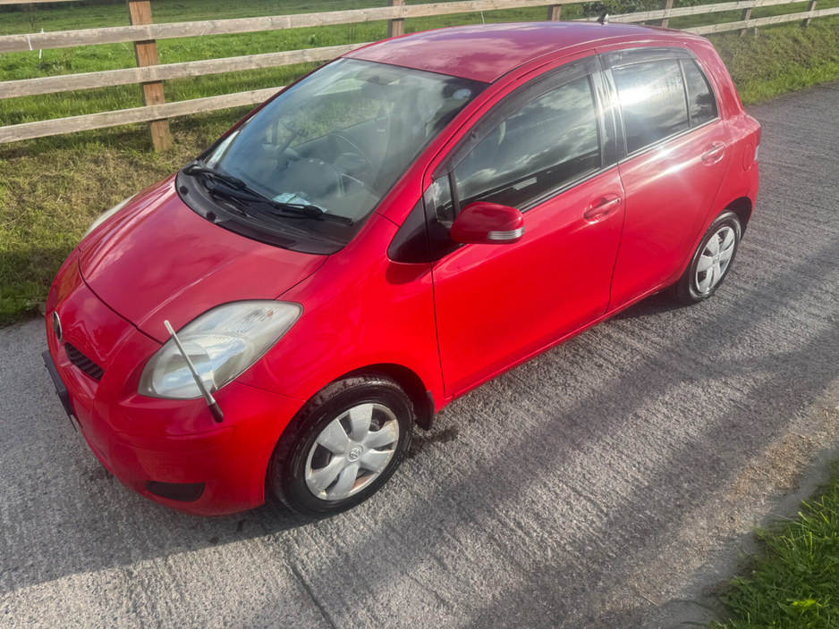 Toyota Vitz 1.0 VVT-i Terra