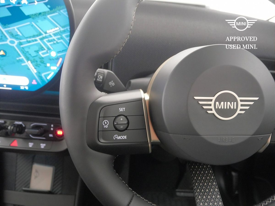 2025 MINI Hatch 1.5L Petrol For Sale Images