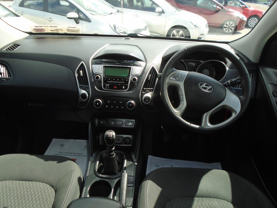 2013 Hyundai ix35 1.7L Diesel For Sale Images