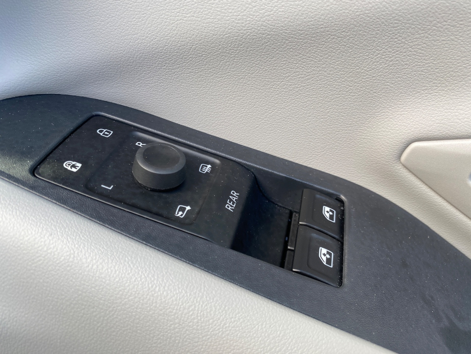 2025 Ford Explorer 0L Electric For Sale Images