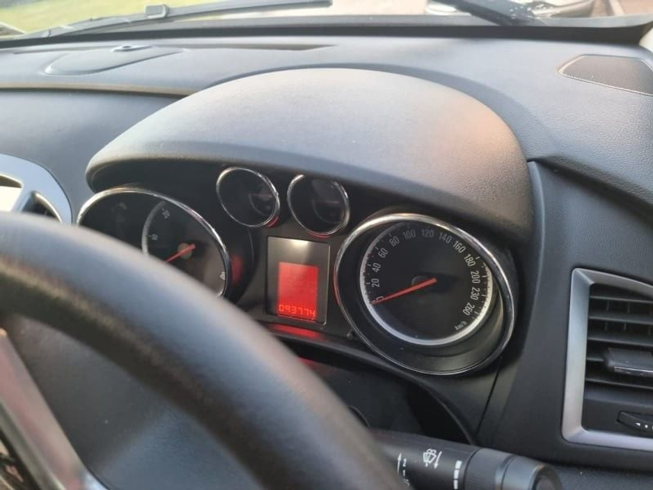 Opel Astra 1.2 SC Saloon Diesel Manual (95bhp) — thumbnail 5