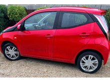 Toyota Aygo 1.0 X-PLAY+ 4DR
