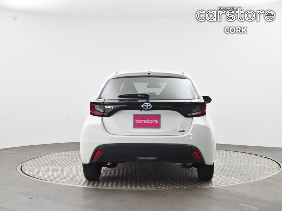 Toyota Yaris — thumbnail 4