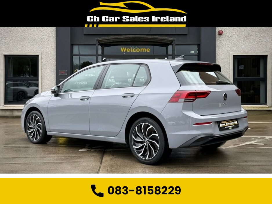 2023 Volkswagen Golf 2L Diesel For Sale Images