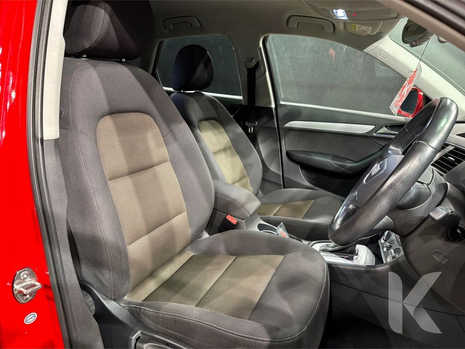 Audi Q3 1.4 TFSI - ALLOY WHEELS - ELECTRIC BOOT - REVERSE CAMERA - MULTI FUNCTION STEERING WHEEL - HEATING / AC CONTROLS — thumbnail 16