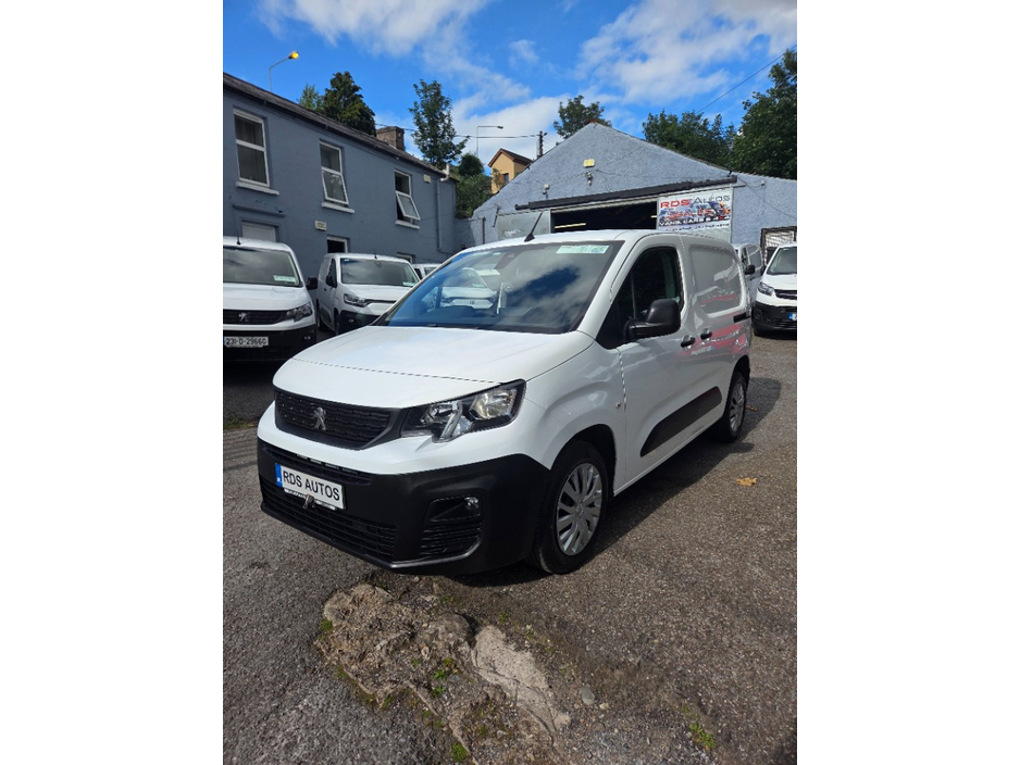 2021 Peugeot Partner 1.5L Diesel For Sale Images