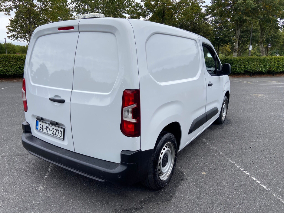 2024 Fiat Doblo 1.5L Diesel For Sale Images