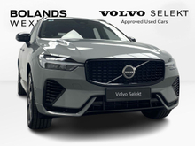 Volvo XC60 Plus Dark T6 2.0 PHEV AWD Auto