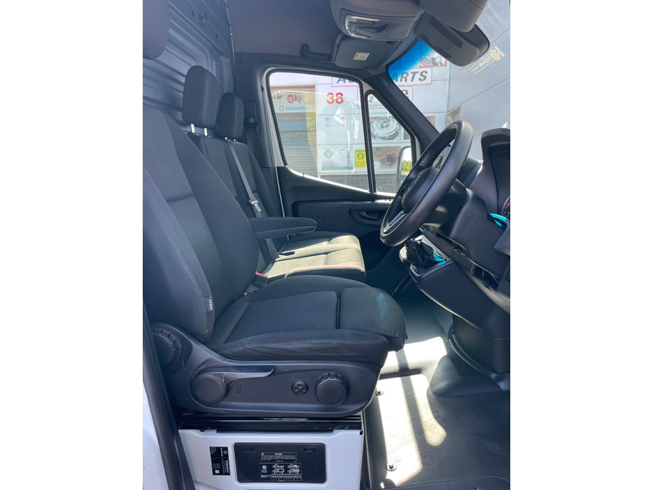 Used Mercedes-Benz Sprinter  (2020)
