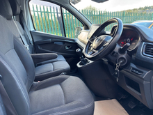 2022 Renault Trafic 2L Diesel For Sale Images