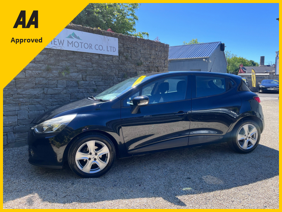 2015 Renault Clio 1.1L Petrol For Sale Images