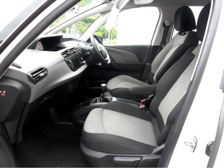 2015 Citroen Grand C4 Picasso 1.6L Diesel For Sale Images