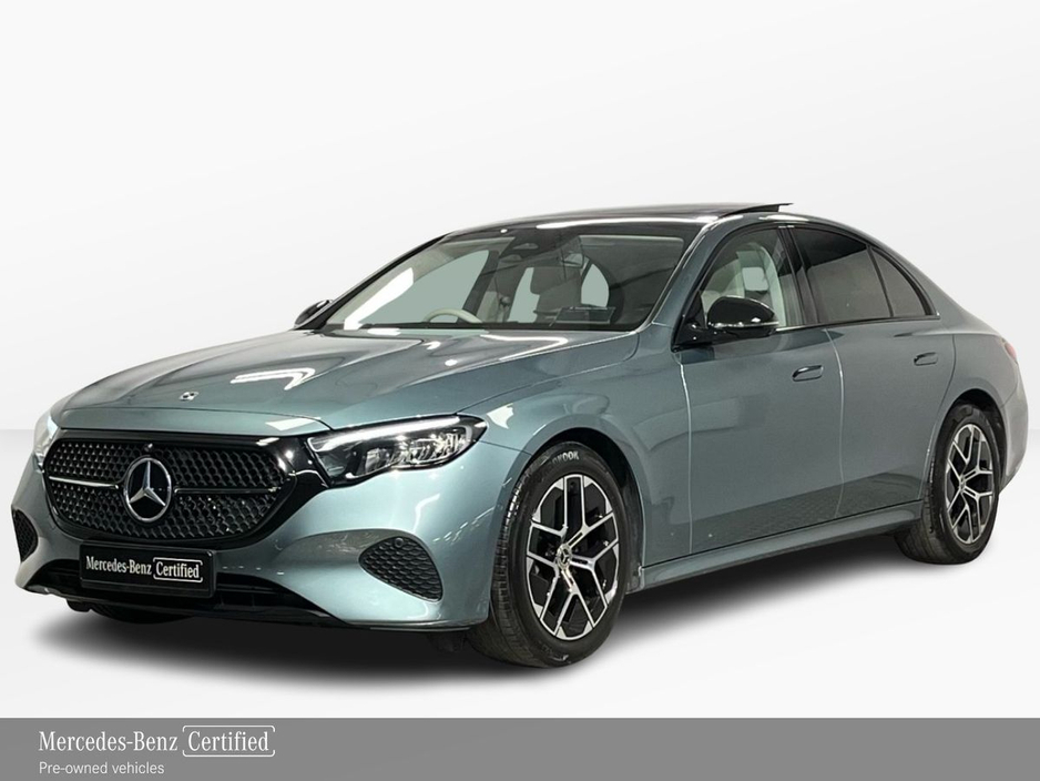 Mercedes-Benz E Class 220d Avantgarde - 18 inch Alloys - Panoramic Sunroof - Sat Nav - Ambient Lighting - Climate Control - Heated Seats - Keyless Start - Apple CarPlay/Android Auto
