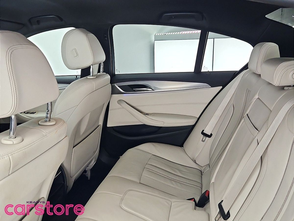 BMW 5 Series 520d M Sport Auto — thumbnail 13