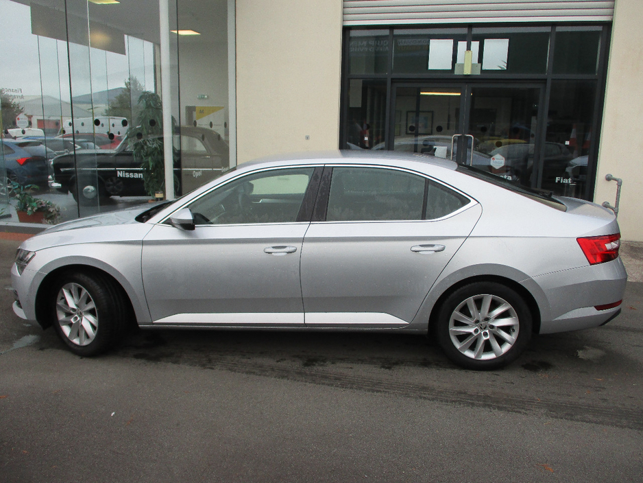 2023 Skoda Superb 2L Diesel For Sale Images