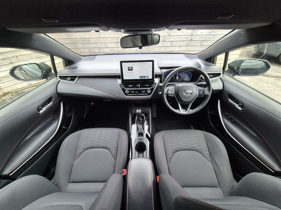 Toyota Corolla 1.8 HYBRID / SPORT SPEC / LOW MILEAGE / TAX €180 — thumbnail 16