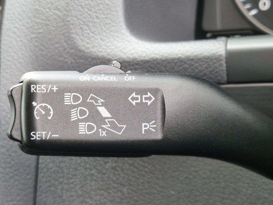 2012 Volkswagen Touran 1.4L Petrol For Sale Images