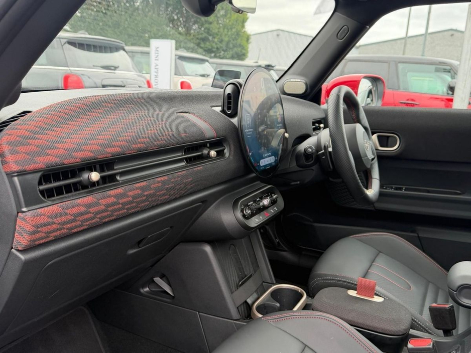2026 MINI Hatch 2L Petrol For Sale Images