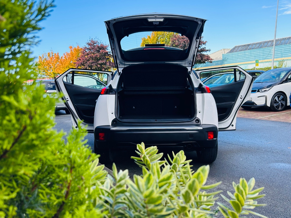 2018 Peugeot 5008 1.5L Diesel For Sale Images