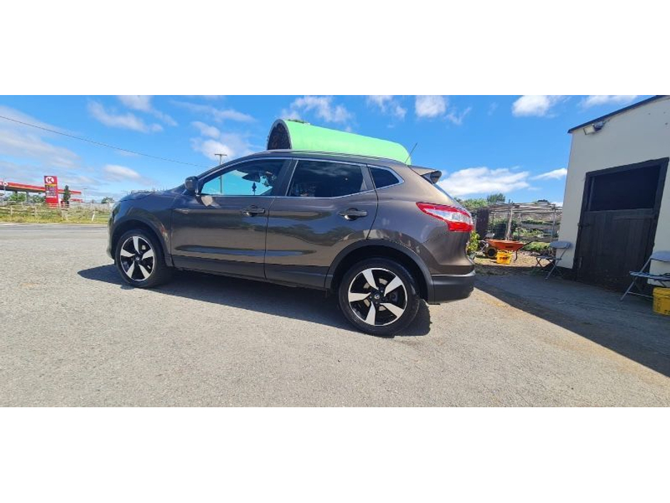 Nissan Qashqai 1.5 XE - VERY LOW MILEAGE