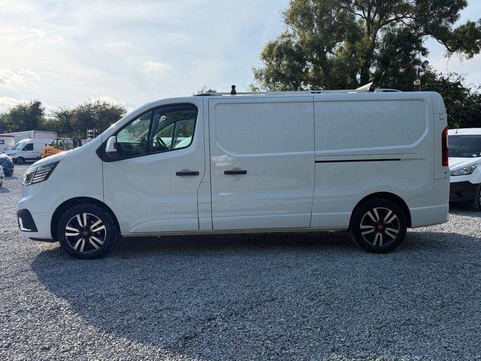 2023 Renault Trafic 2L Diesel For Sale Images
