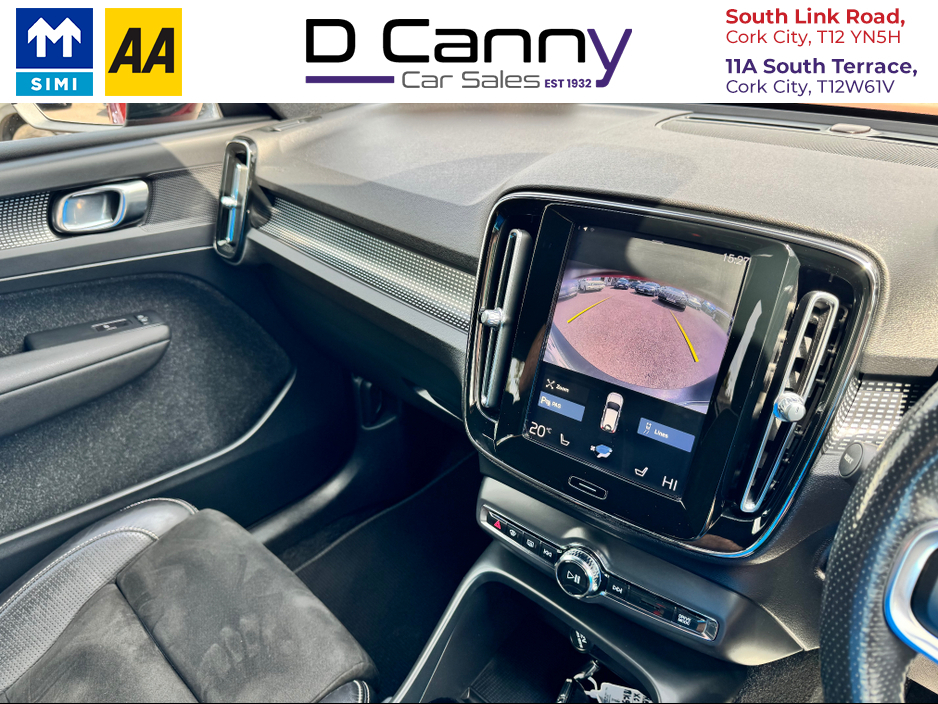 2018 Volvo XC40 2.0L Diesel For Sale Images